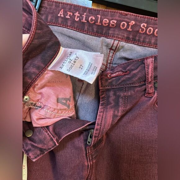 Articles Of Society Women's red rock and roll Jeans - Picture 2 of 8